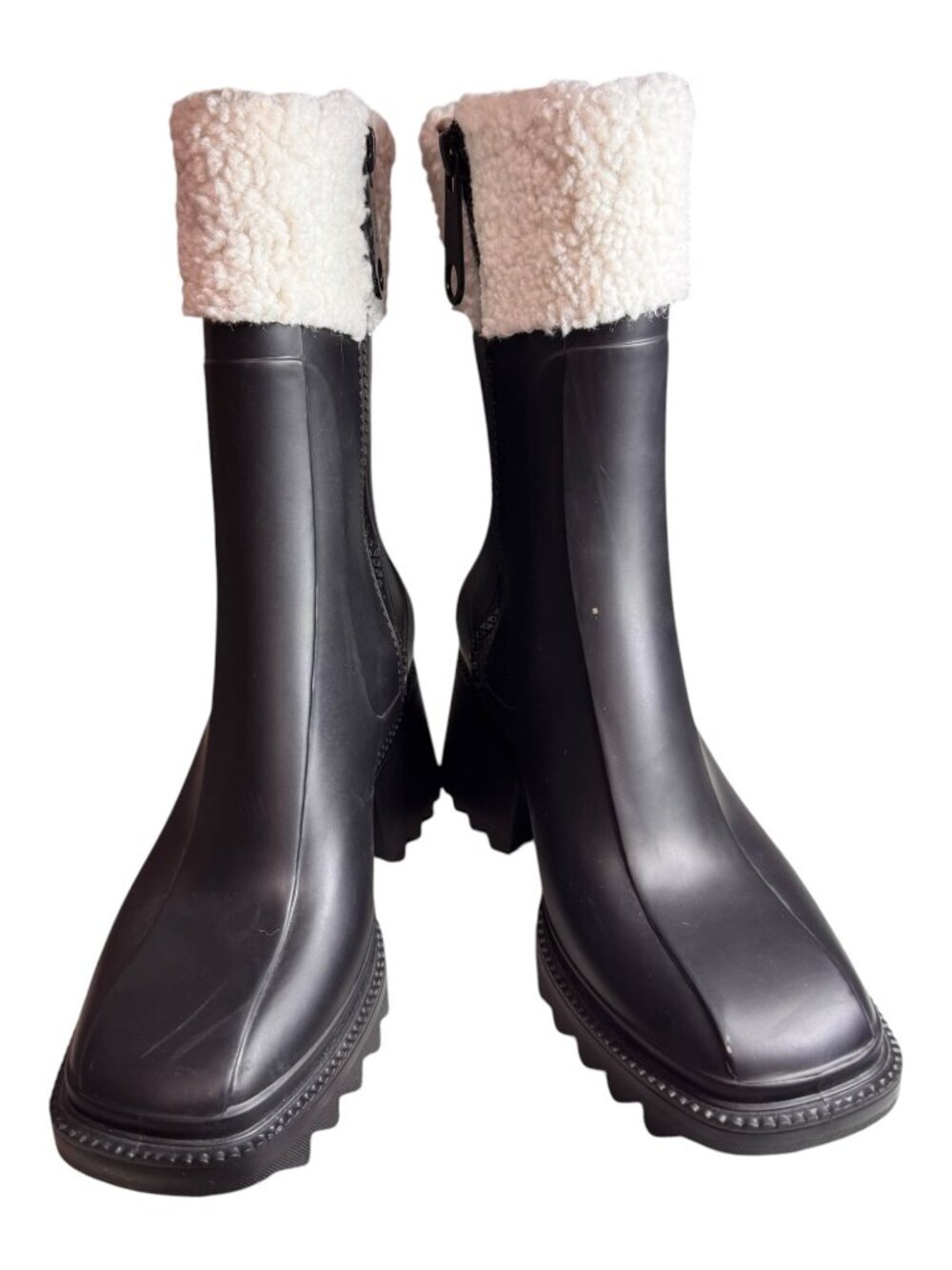CHLOÉ Betty Black Rubber Ankle Boots with Shearling Trim Size 7.5 COA Incl.